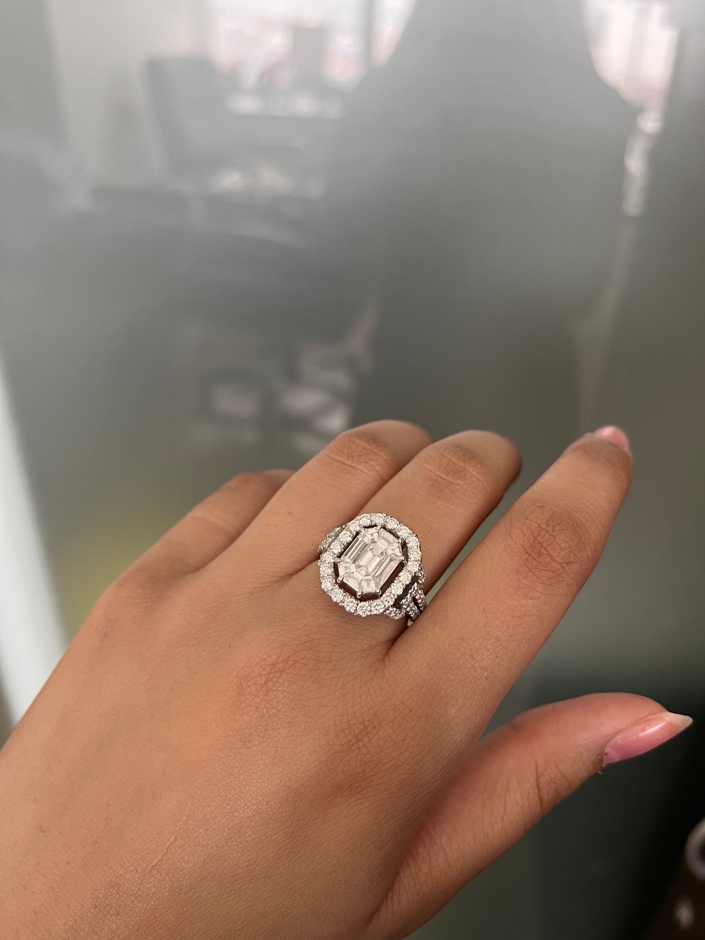 18K Gold Diamond Ring