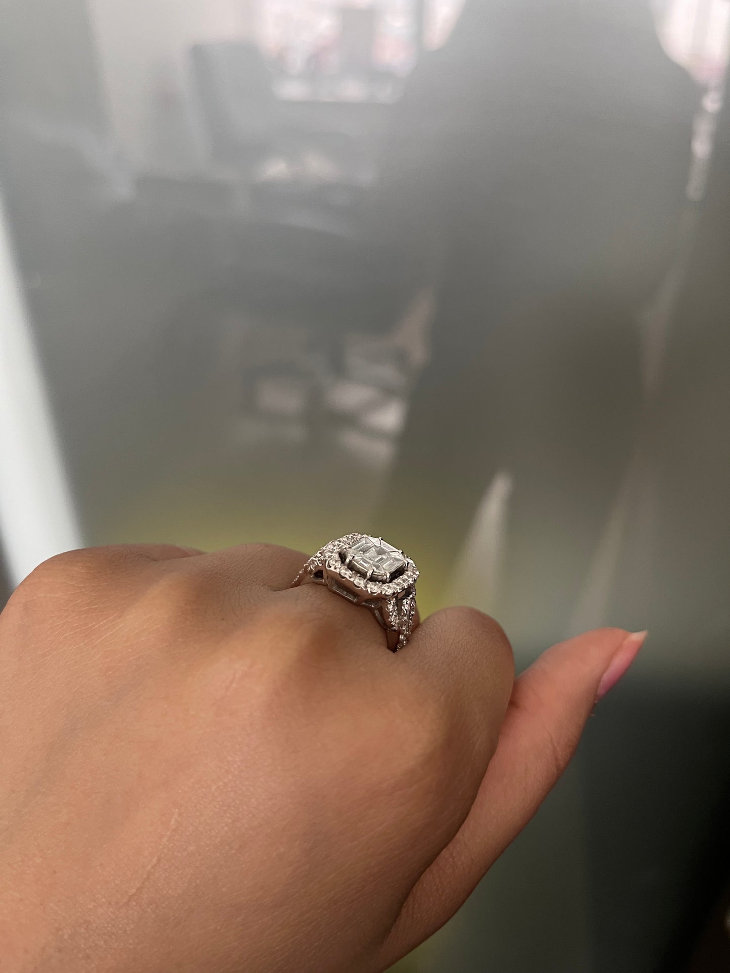 18K Gold Diamond Ring