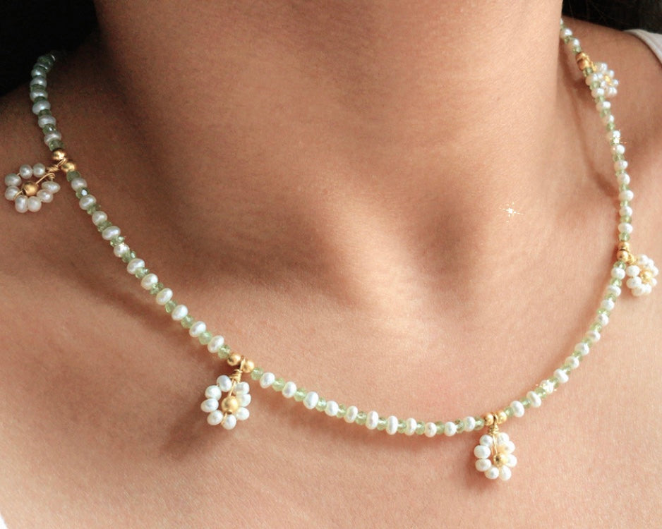 Spring Has Sprung Pearl-Peridot Daisy Necklace