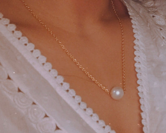 Moon Pearl Necklace