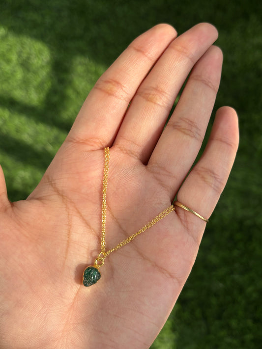 Natural Emerald Carving Pendant Necklace