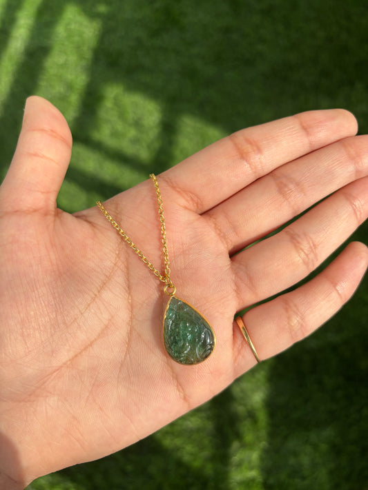 Natural Emerald Carving Pendant Necklace