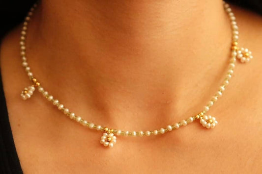 Spring Has Sprung Pearl-Peridot Daisy Necklace