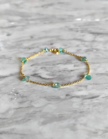 Raw Apatite Chain Bracelet